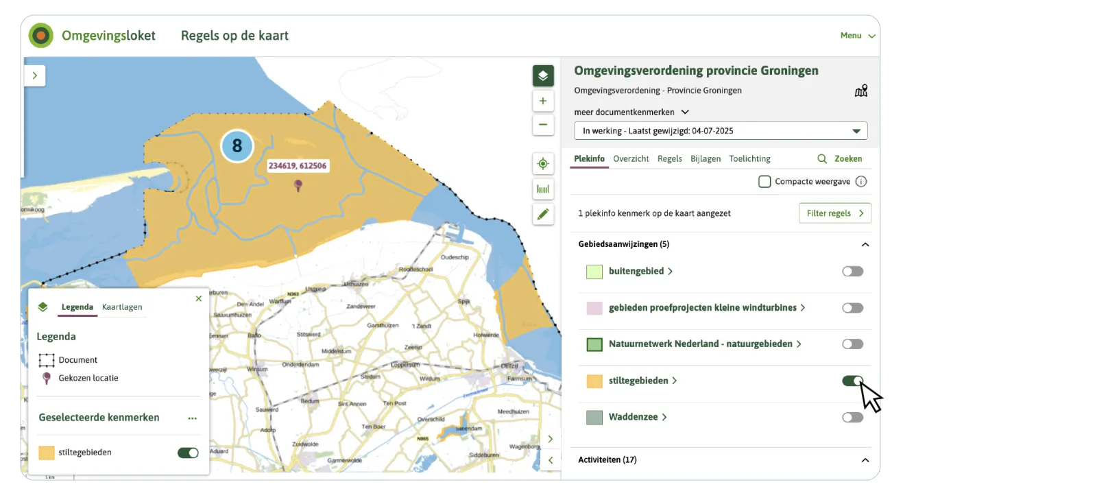 Als de gebruiker een andere omgevingsverordening met stiltegebieden opent, in dit geval van Zuid-Holland, zien de stiltegebieden er daar hetzelfde uit. Dat komt doordat de symbolisatie, hoe iets afgebeeld wordt, bepaald wordt aan de hand van de gekozen Gebiedsaanwijzing-groep. Hier is dat de groep ‘Stiltegebied’. 7.	De gebruiker kan in PlekInfo klikken op de Gebiedsaanwijzing. Dan opent het Regels tabblad met de selectie van de artikelen waar de Gebiedsaanwijzing aan gekoppeld is. 